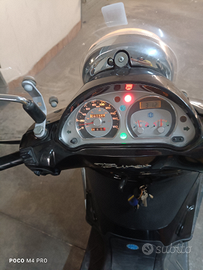 Beverly tourer 300i.e