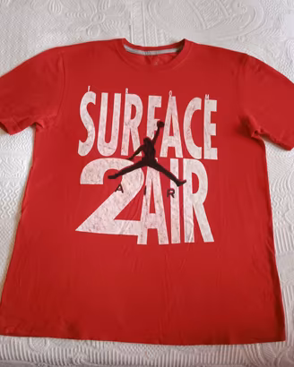T-shirt Jordan from surface 2 Air