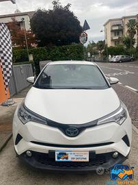 TOYOTA C-HR 1.8 Hybrid E-CVT Style