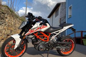 KTM 390 Duke