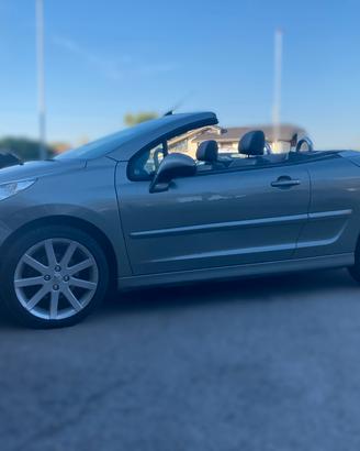 Peugeot 207 1.6 VTi 120CV CC Féline