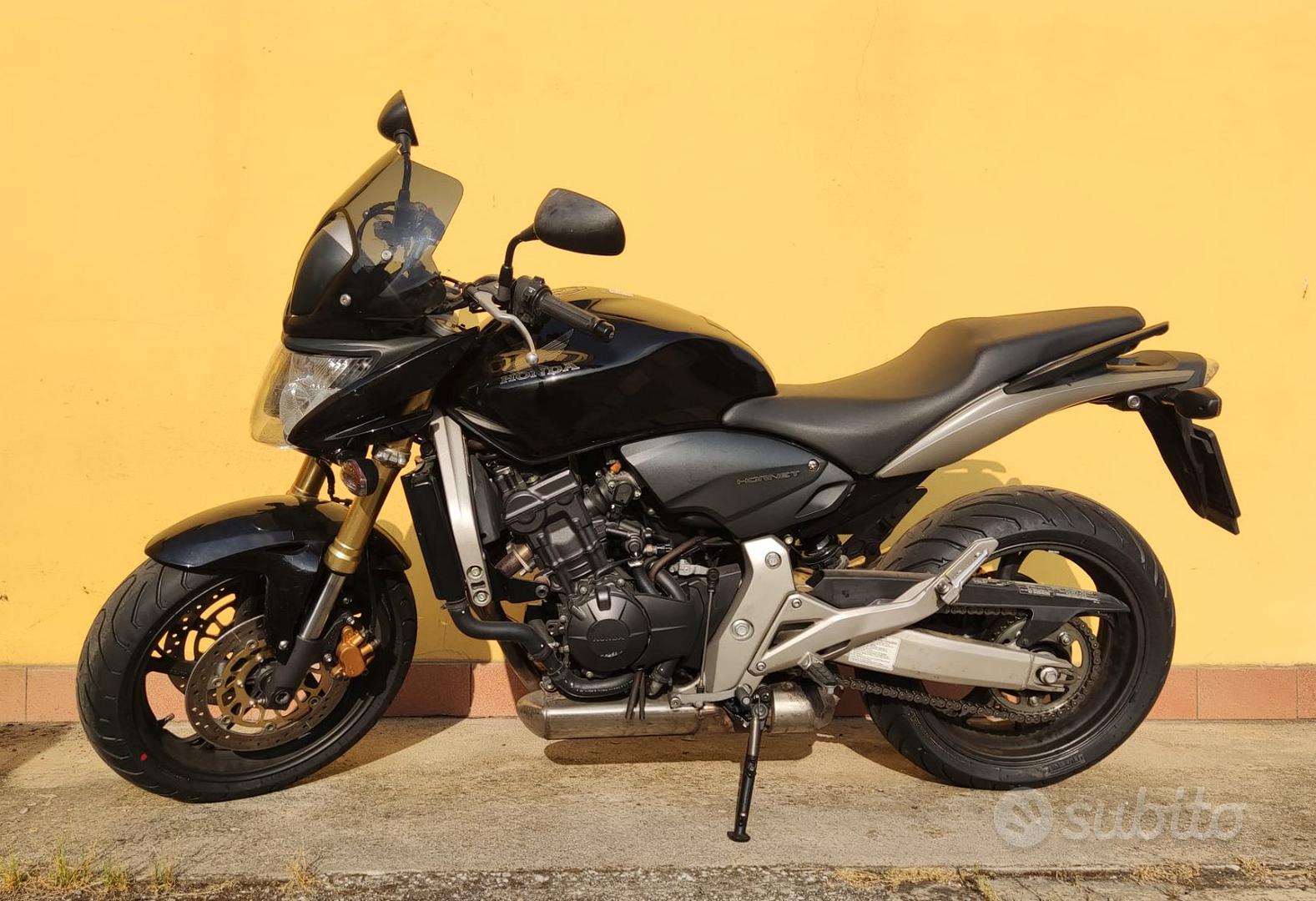 honda hornet 600 - 2009  Motomarche Latini - moto scooter Senigallia