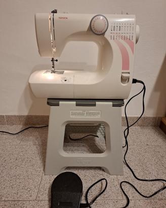 Macchina da cucire elettrica mod. Toyota
