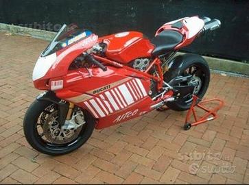 Cupolino racing Ducati 999