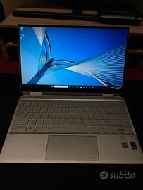 HP Spectre x360 13" Premium 2-in-1 | Core i5, 8GB