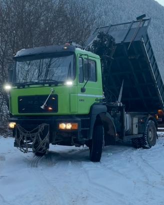 Man 4x4 macchina operatrice