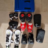 Protezioni kick boxing