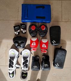 Protezioni kick boxing