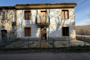 CASA INDIPENDENTE A ROCCABASCERANA
