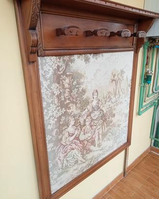 Appendiabiti da parete con arazzo