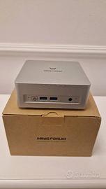 Minisforum UM870 Slim AMD Ryzen 7 8745H