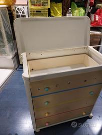 CASSETTIERA CON RUOTE E COME NUOVA