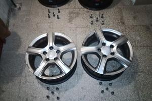 Set di 4 cerchi in lega MAK raggio 15