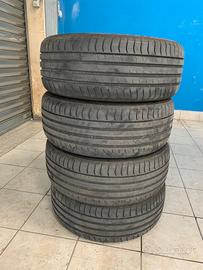 4 pneumatici 215 55 17 M+S