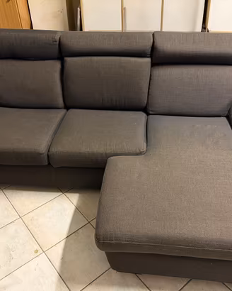 Divano Poltronesofà con penisola 240 cm – 3 posti