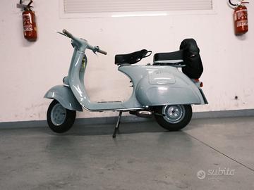 VESPA 125 VNB1 DEL 1960