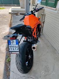 KTM SUPER DUKE 1390 EVO R