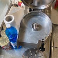 trita mozzarella professionale