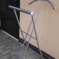 supporto appendiabiti