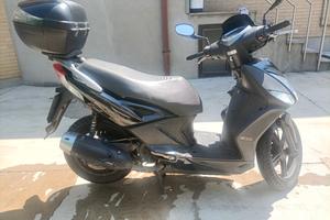 Scooter agility 16+  200i 