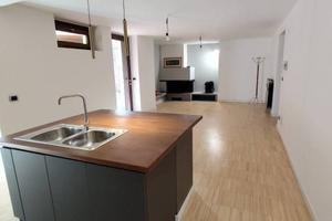 TRILOCALE CON TERRAZZO IN ZONA CENTRALE