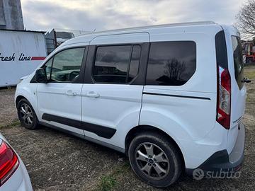 Ford Tourneo Connect 1.6 TDCi Plus 5posti