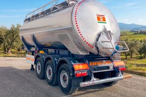 SEMI RIMORCHIO CISTERNA BREVA PER TRASPORTO LIQUID