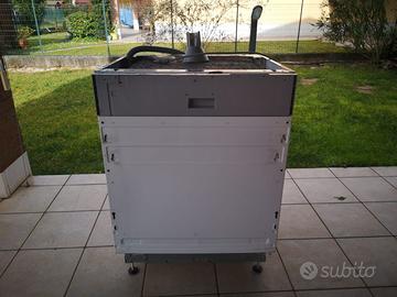 Lavastoviglie da incasso REX