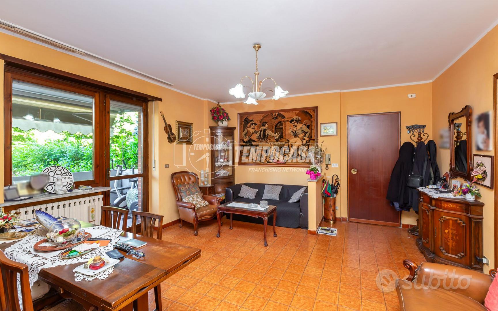 CINQUE LOCALI CON GIARDINO PRIVATO, BOX E CANTINA - Vista 4