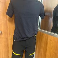 Pantaloncini upower -t-shirt in omaggio