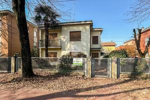 VILLA SINGOLA A CARPI