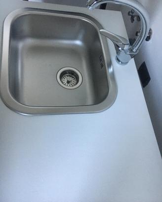 Piano cucina con lavello