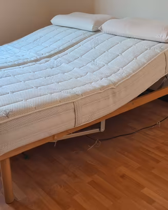 Letto matrimoniale elettrico 2  reti motorizzate