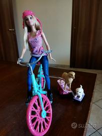 Barbie ciclista e bicicletta