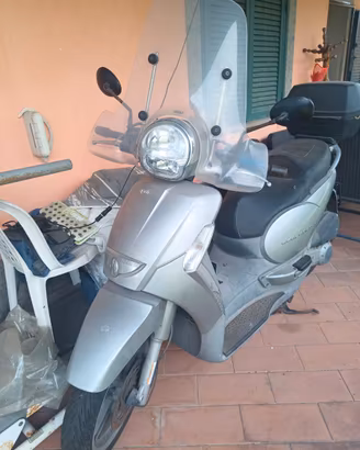 APRILIA SCARABEO 250