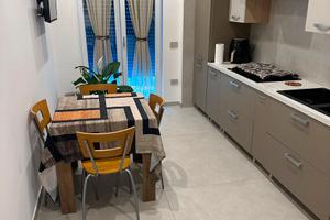 Bilocale centro di Napoli