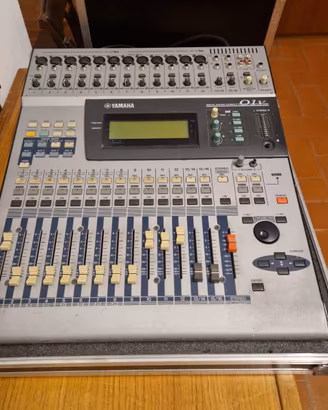 Mixer digitale Yamaha O1V