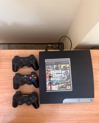 PS3 Slim + 3 Joysticks + GTA V e Giochi