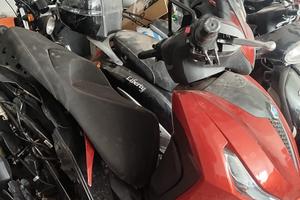 RICAMBI USATI Beverly 400 anno 2022