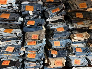 Levis a kg stock box set reseller