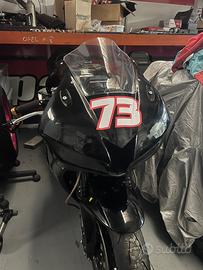 Honda CBR 600 - 2011