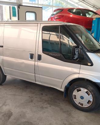 Ford transit 2.4 TDCi 