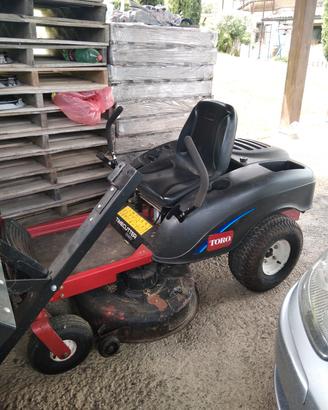 trattorino Toro + rimorchiettto 