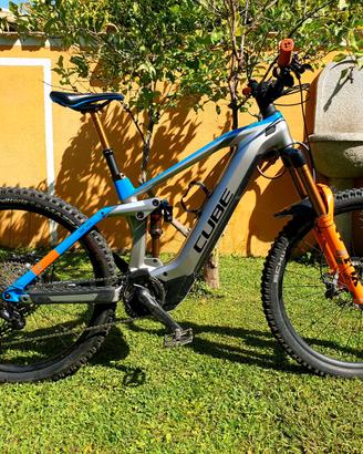 Cube Stereo Hybrid 160 HPC ActionTeam 27,5” Tg M