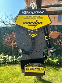 Paraschiena moto Ixon