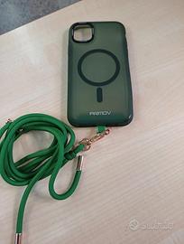 Cover con l'accetto di New Martina per iPhone 11