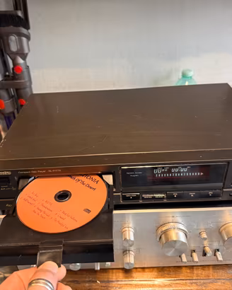 Lettore CD Technics da sistemare