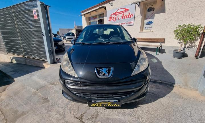 Peugeot 207 1.4 HDi 70CV 5p. XT