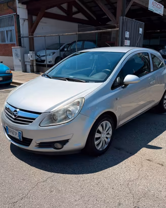 Opel Corsa 1.2 3 porte Sport
