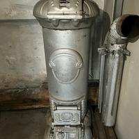 Stufa antica a legna in ghisa Esch Mannheim